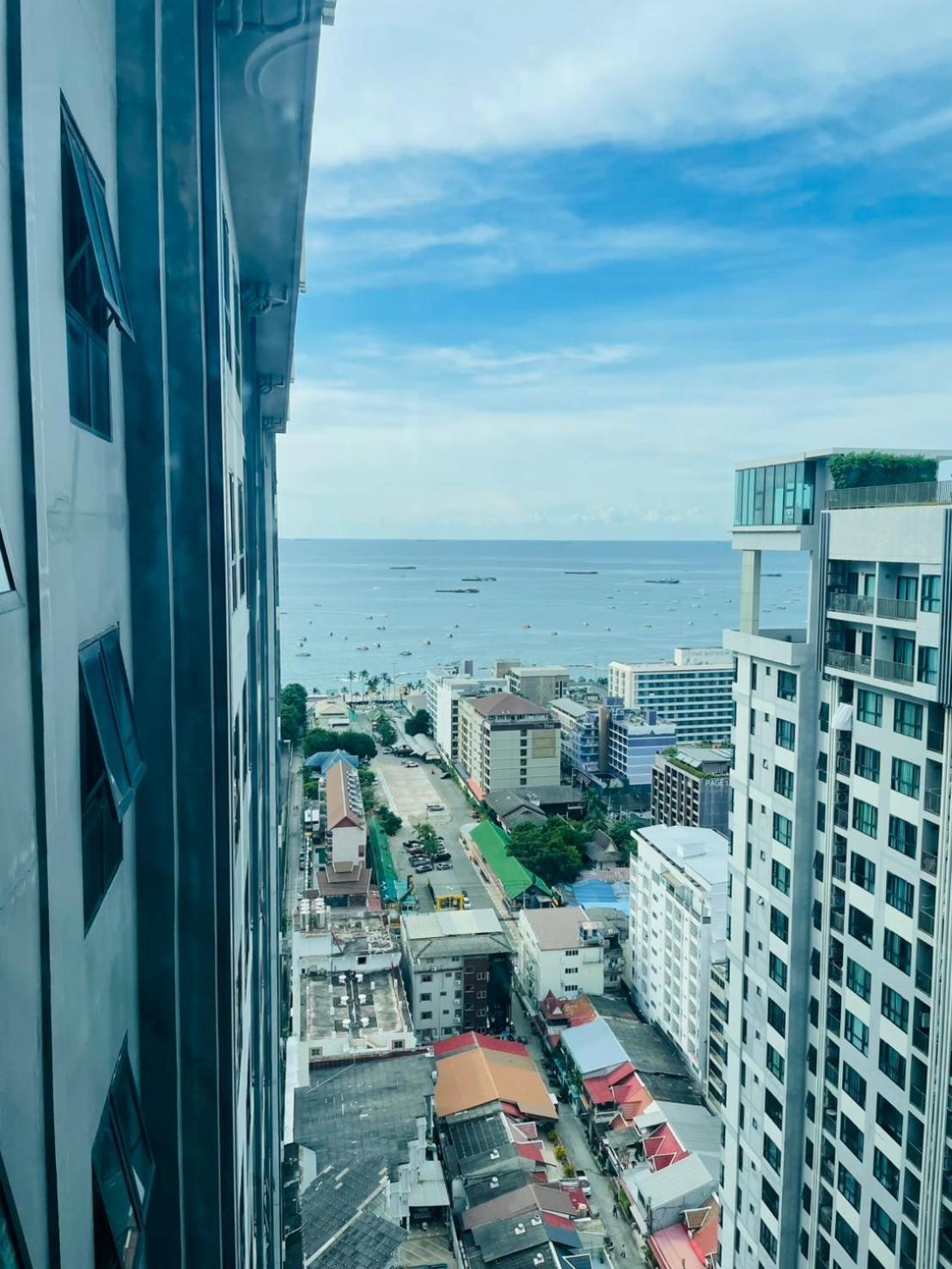The Base 271 By Numam Apartemen *