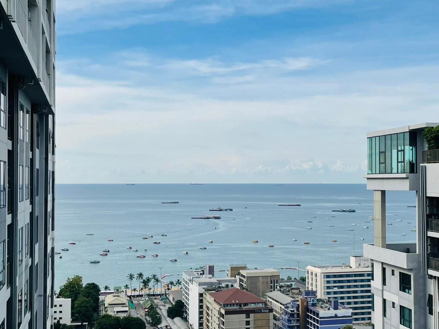 Apartemen The Base 271 By Numam Pattaya